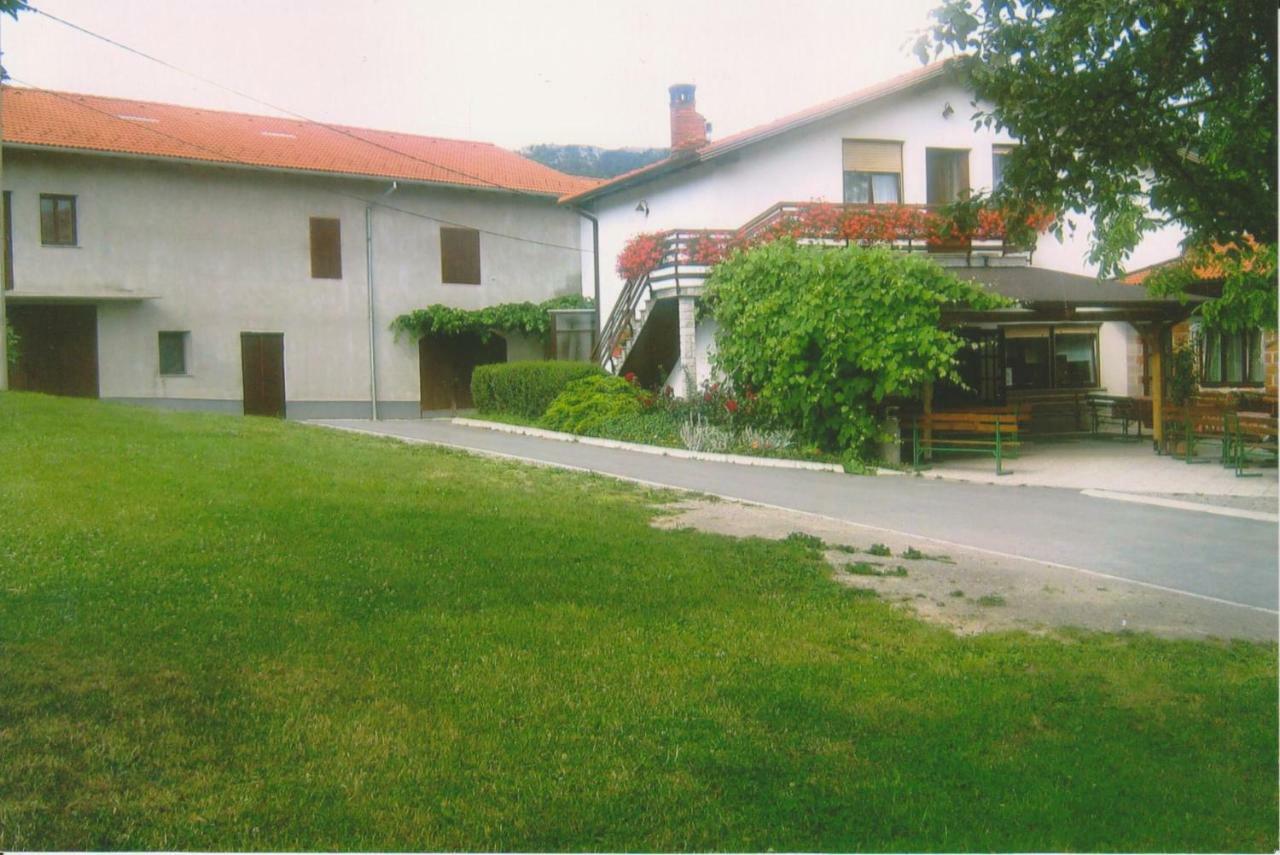 Janezinovi House Guest House Ratecevo Brdo Ngoại thất bức ảnh